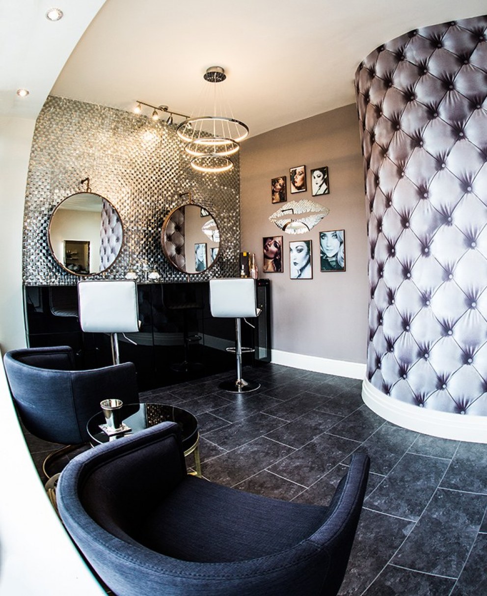 House of Hair Hostess | Make-Up Bar / Entrance area | Interior Designers